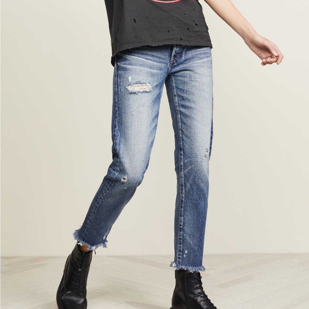 BNWT Moussy Vintage Kelley tapered d/ blue jeans sz27